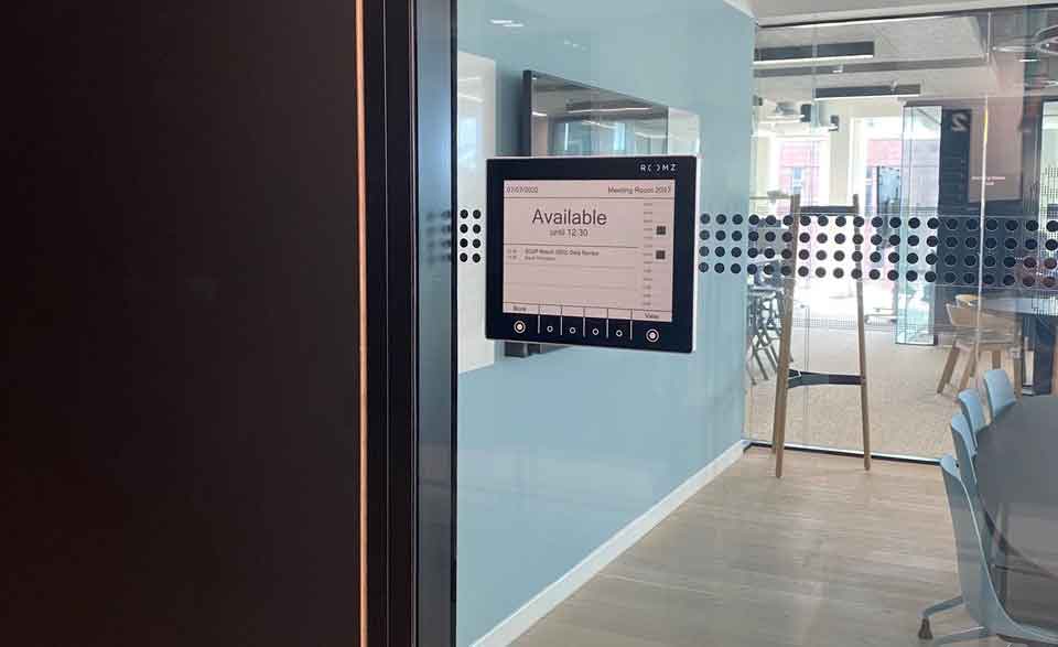 Office Room managemd by Roomz