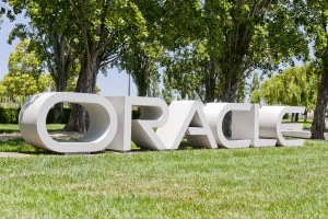 Oracle mit neuen KI-Funktionen für mehr Umsatz Oracle-Hauptsitz-iStock-171294959