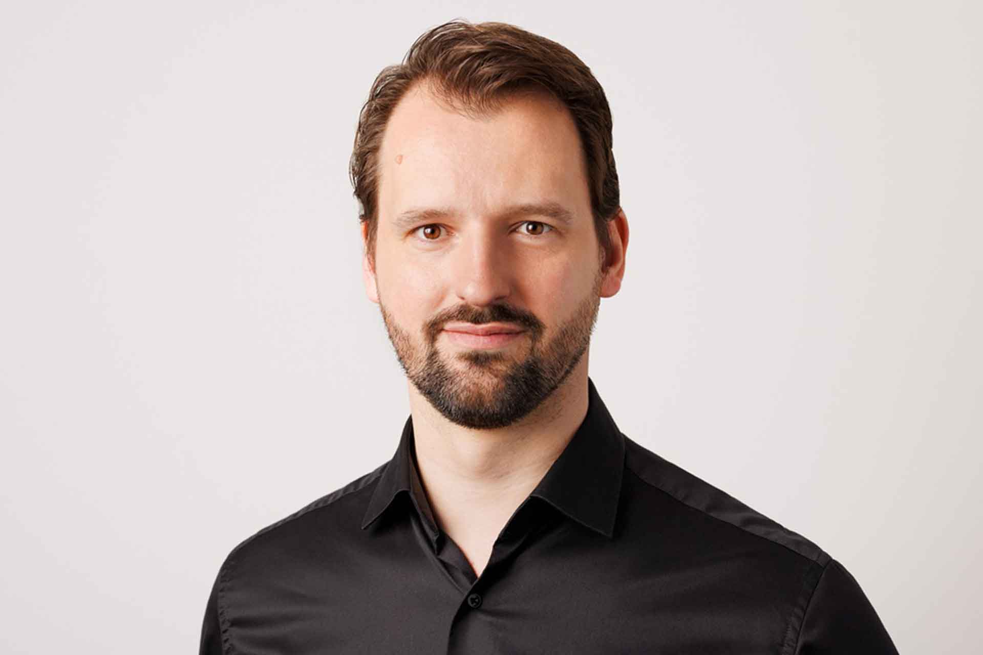 Wie Consent zur unternehmensweiten Datenschaltstelle wird | Dr. Johann Sell, Software Development Team Lead bei der mip Consult GmbH