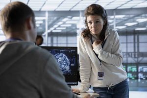 Warum Ihre Kunden Ihrer KI (noch) nicht vertrauen Warum Ihre Kunden Ihrer KI (noch) nicht vertrauen