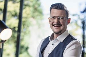 Drei Säulen für nachhaltigen Vertriebserfolg Drei Säulen für nachhaltigen Vertriebserfolg | Michael Lamm, Geschäftsführer der Sales Manufactory Group GmbH