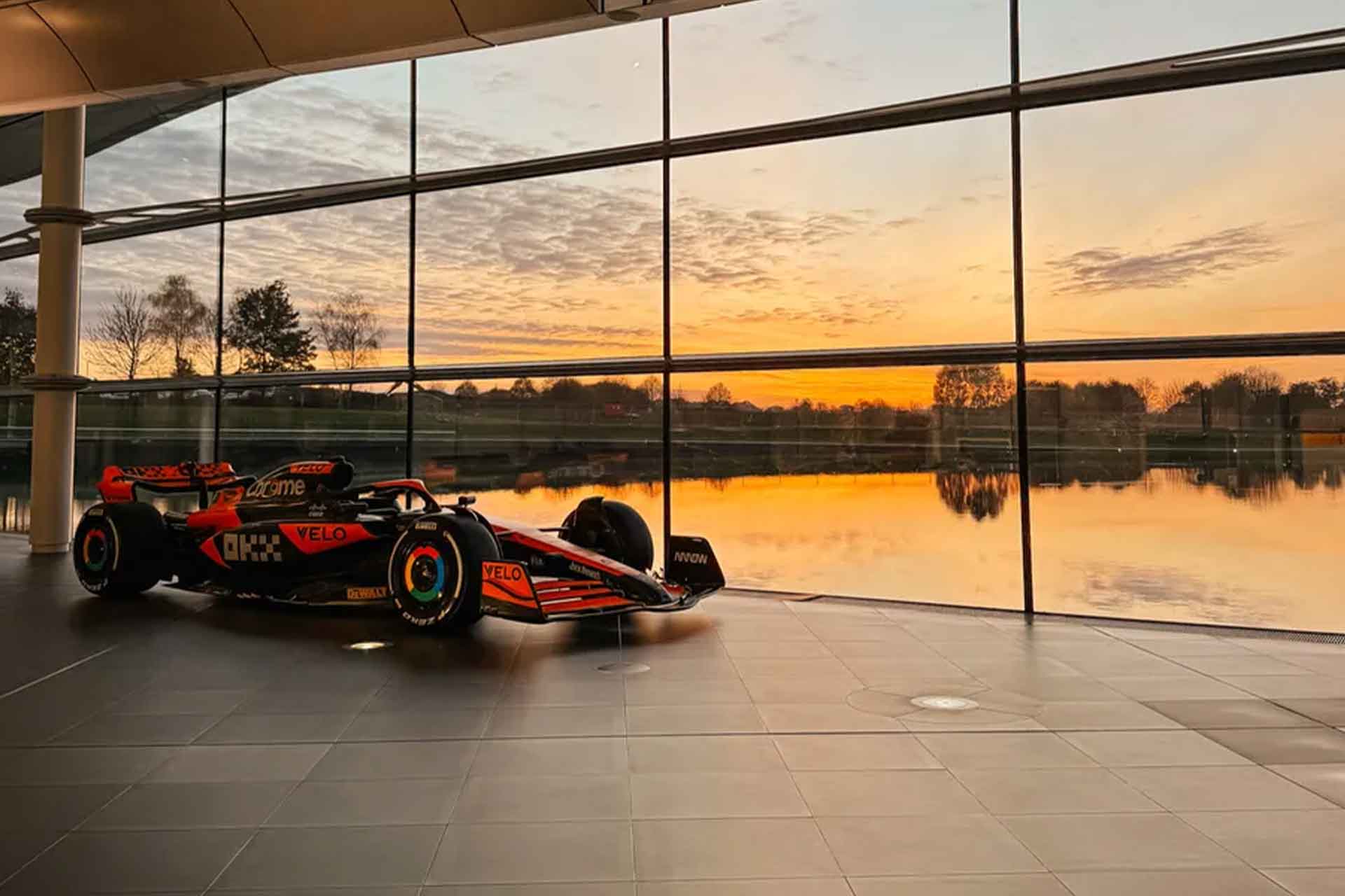 McLaren setzt auf KI-IT-Plattform für Rennteam-Effizienz McLaren setzt auf KI-IT-Plattform für Rennteam-Effizienz