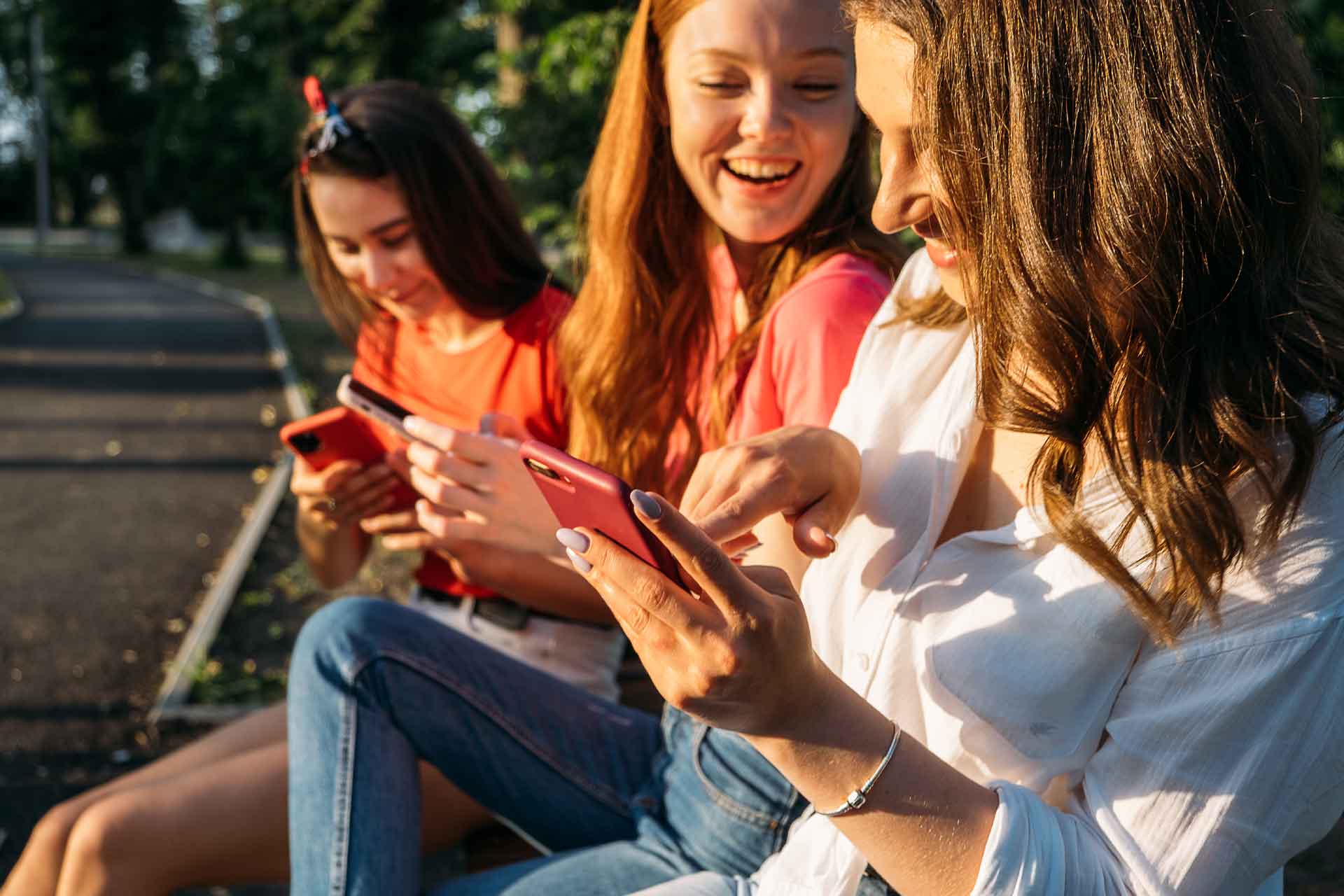 Gen Z stellt klare Bedingungen an KI-Assistenten Gen Z stellt klare Bedingungen an KI-Assistenten