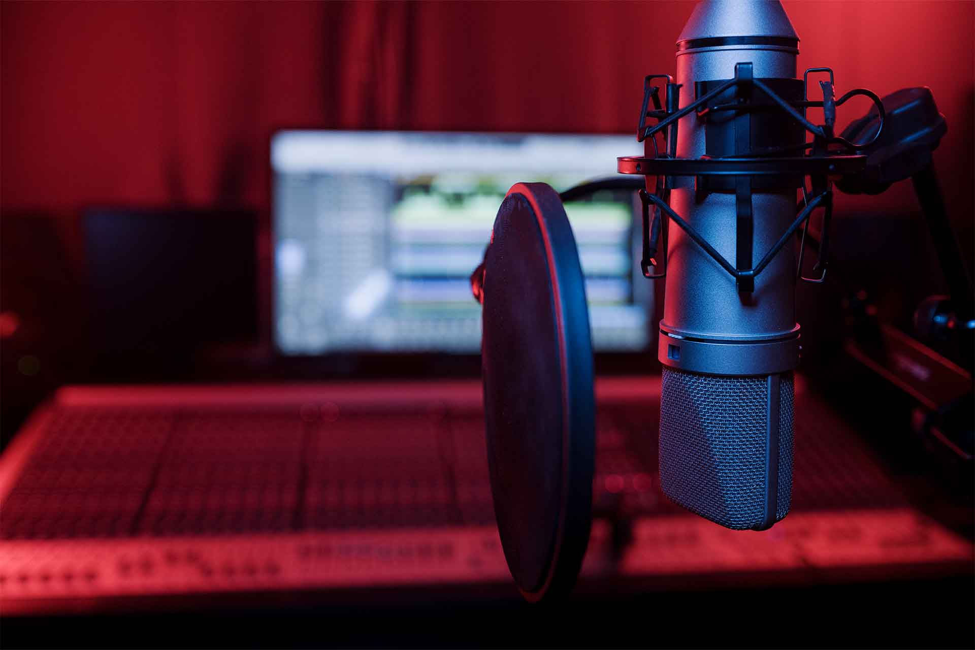 Medien-Trendmonitor 2025: So arbeiten JournalistInnen mit KI Medien-Trendmonitor 2025: So arbeiten JournalistInnen mit KI