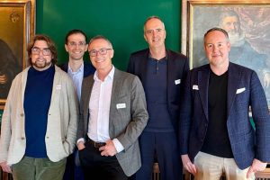 CX ist Rudern gegen den Strom. Wer aufgibt, verliert | v.l.n.r. Prof. Dr. Nils Hafner, Partner, Senior Advisor, Gregorio Uglioni, Associate Partner, Daniel Stiefel, Managing Partner, Rémon Elsten, Managing Partner, und Roman Lenz,Managing Partner bei Forward Partner