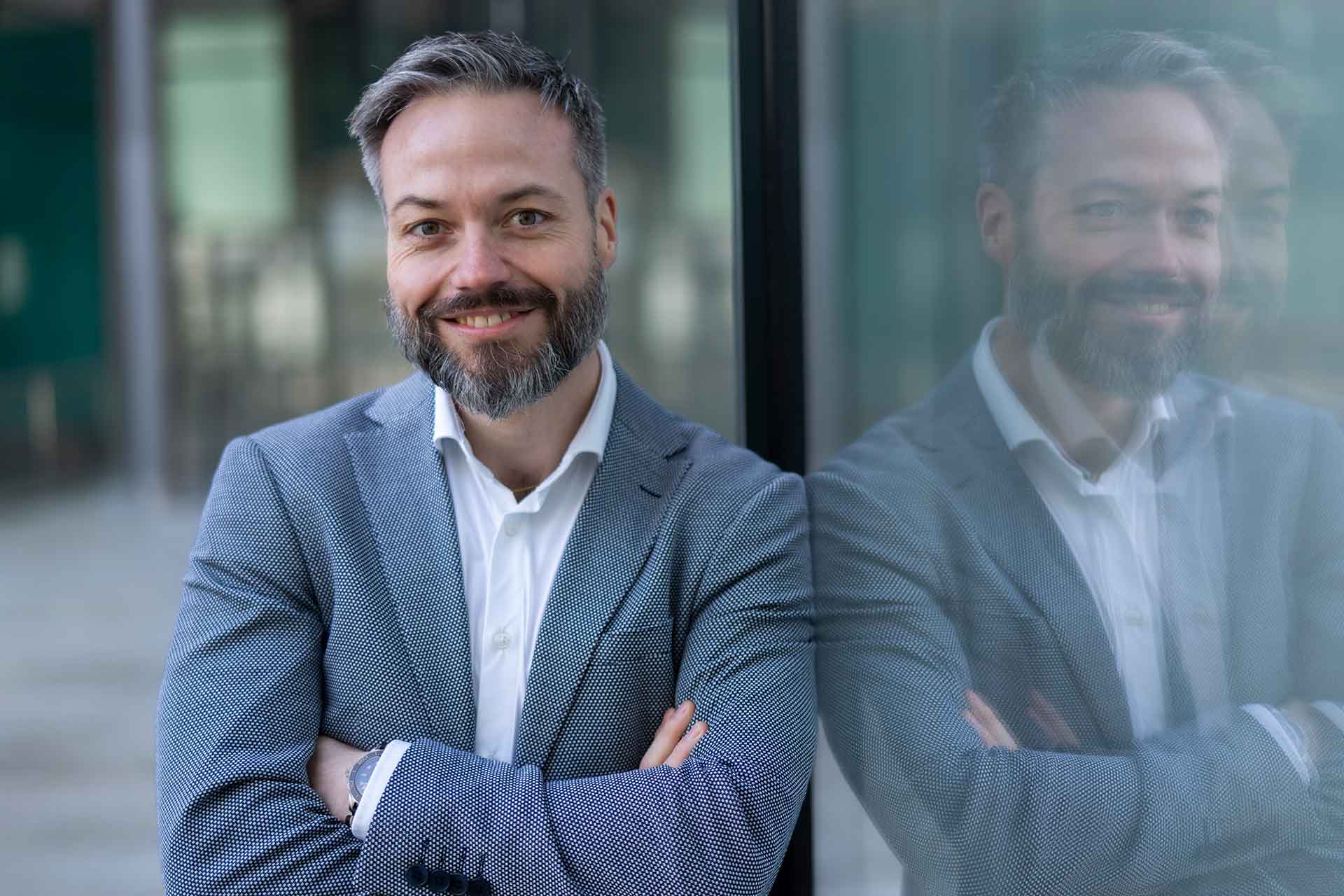 ...und was, wenn morgen die US-Cloud wegfällt? | Rainer Holler, CEO der VIER GmbH