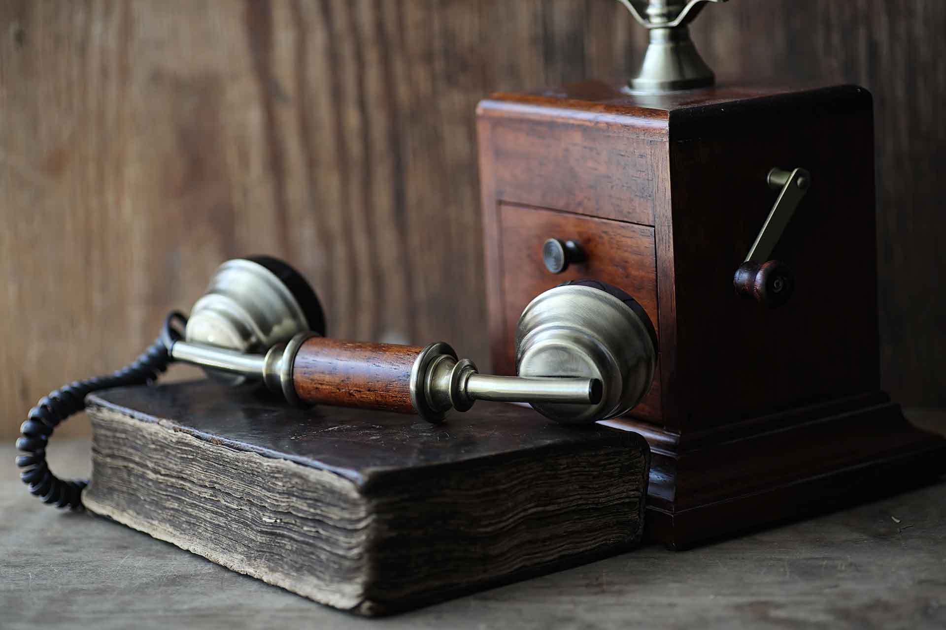 150 Jahre Telefon: Stimme bleibt im Kundenservice zentral 150 Jahre Telefon: Stimme bleibt im Kundenservice zentral