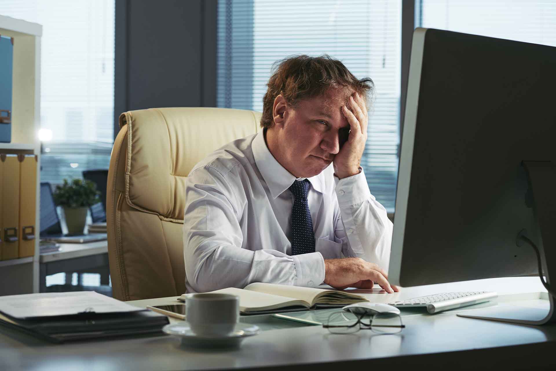 Wenn Technologie zur Last wird: KI-Müdigkeit in Unternehmen Wenn Technologie zur Last wird: KI-Müdigkeit in Unternehmen