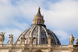 Hätte KI die Kundendiensterfahrung von Papst verhindert?