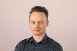 Schaffe das Erlebnis, das KI nicht bieten kann | Martin Gill, VP und Research Director bei Forrester