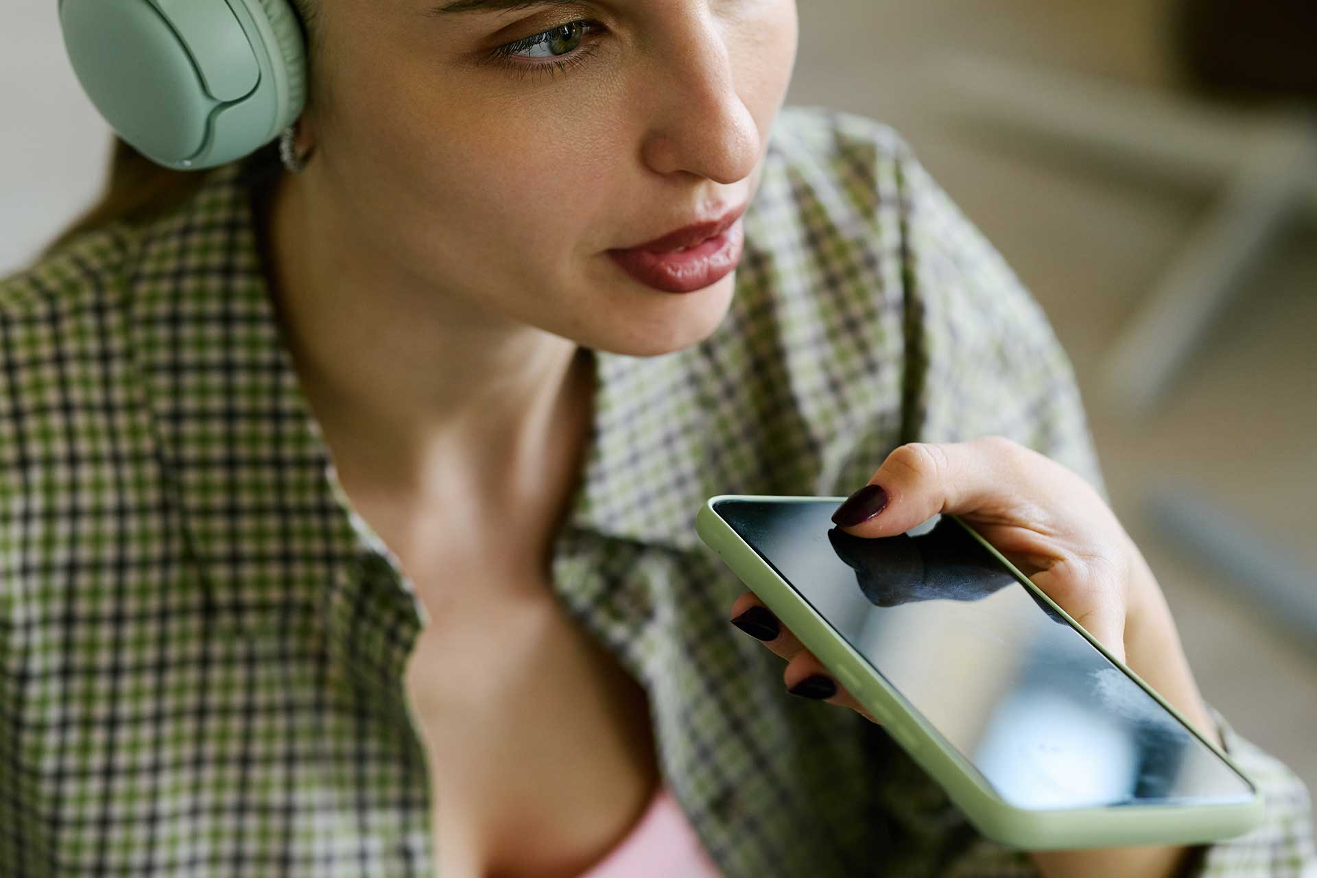 Stimme statt Text: Jeder Fünfte spricht lieber mit Technik Stimme statt Text: Jeder Fünfte spricht lieber mit Technik