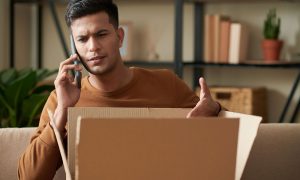 Und am Ende landet man doch wieder in der Hotline​, Bild: www.istockphoto.com