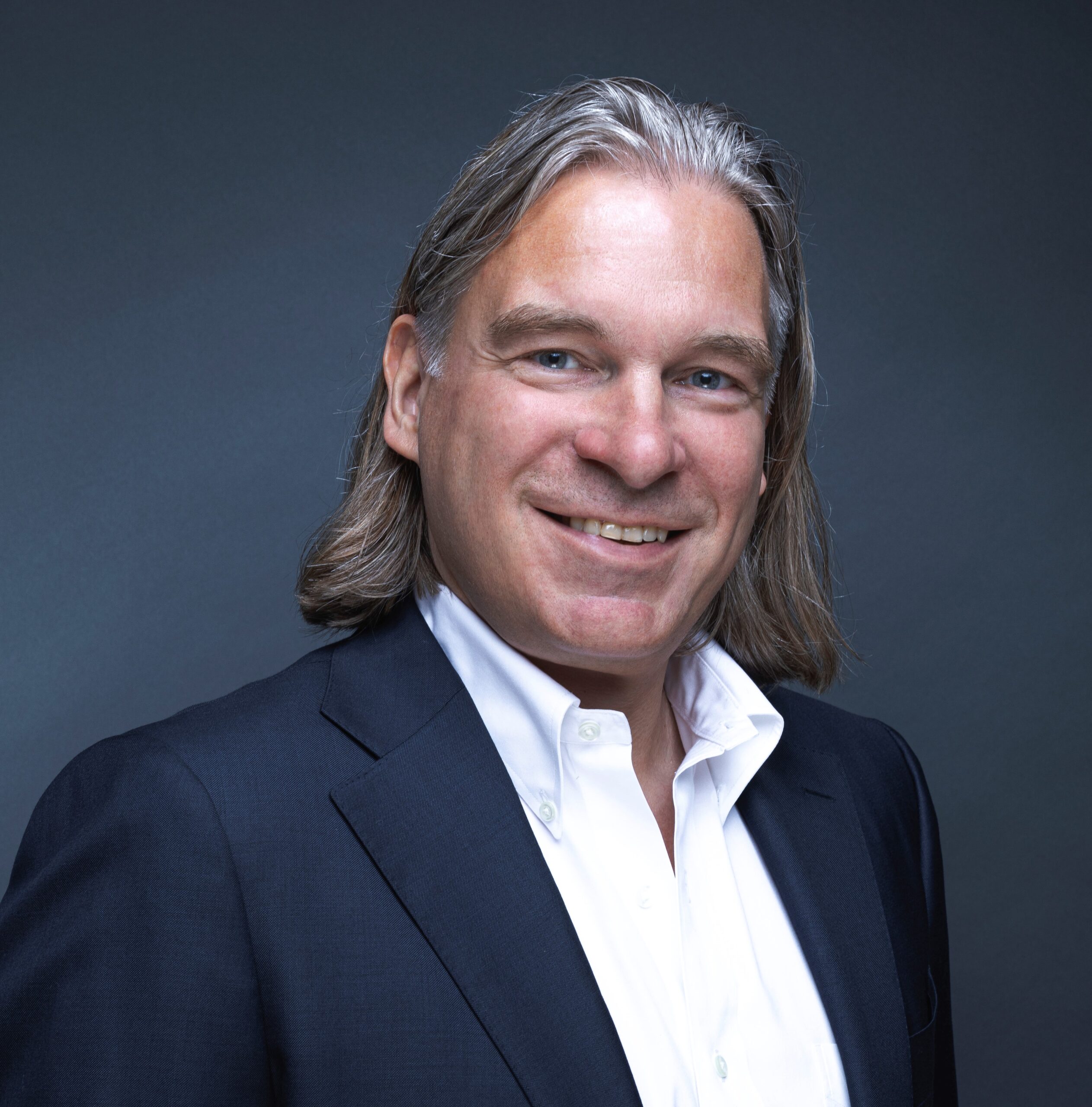 Torsten Wegener verstärkt den Vorstand der adesso SE