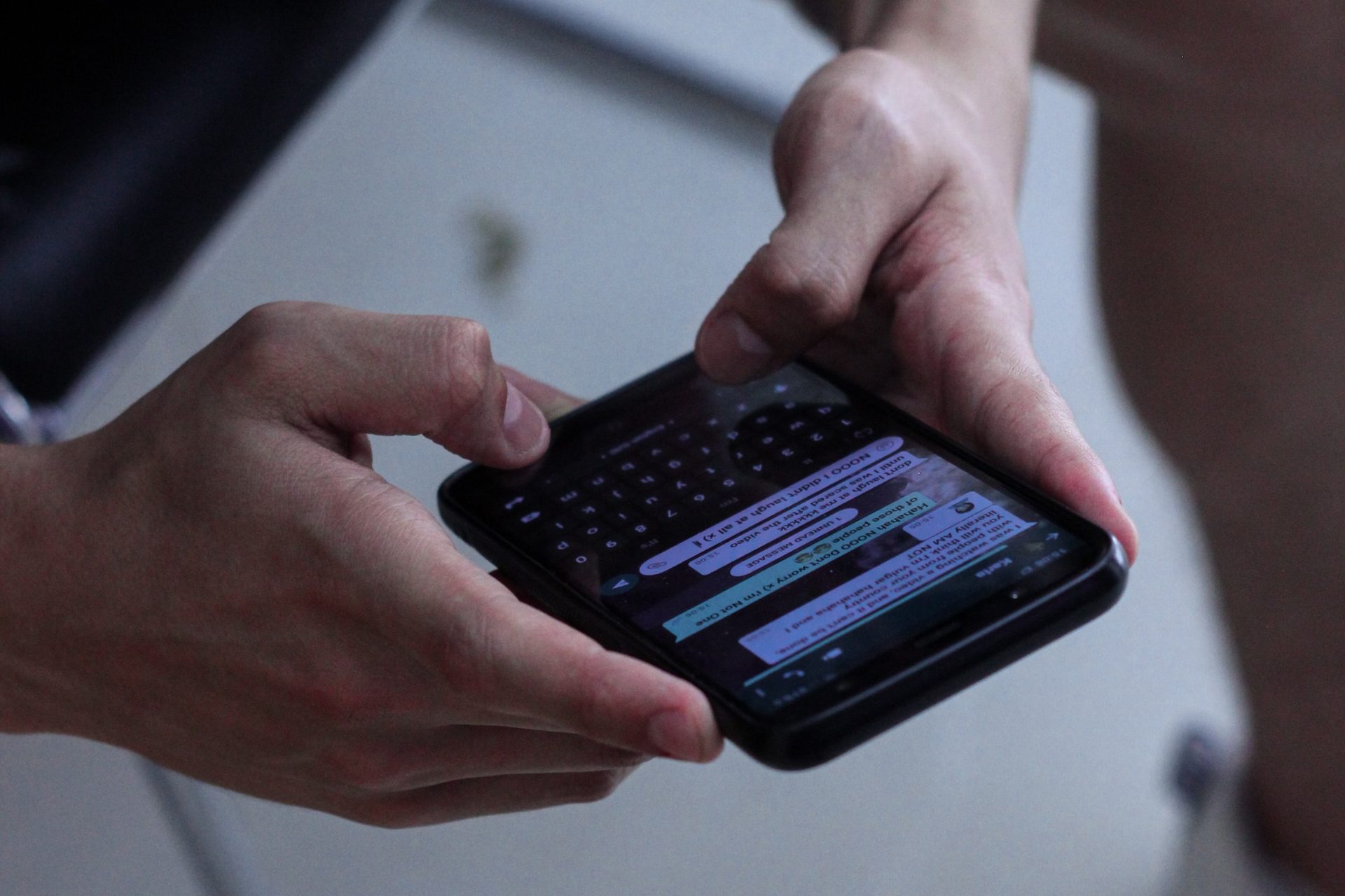 Studie, Chat als neuer Kommunikationskanal der Versicherer, HSLU, BSi, Photo by Asterfolio on Unsplash