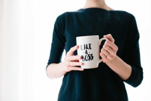 KAIZEN und die Bedeutung der firmeninternen Servicekultur KAIZEN und die Bedeutung der firmeninternen Servicekultur, Petra Rueegg, Photo by Brooke Lark on Unsplash