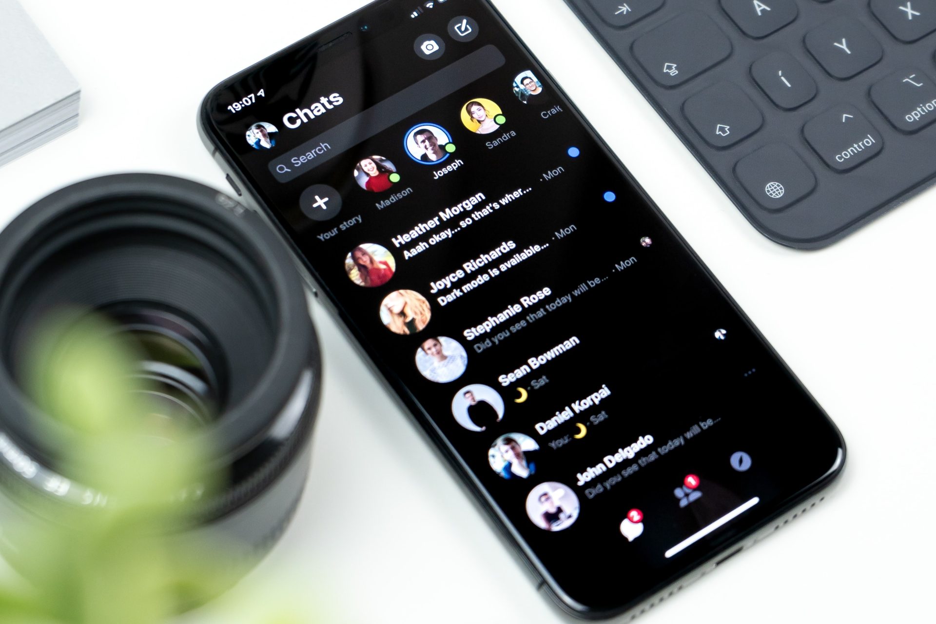 Dixa übernimmt Solvemate und Miuros