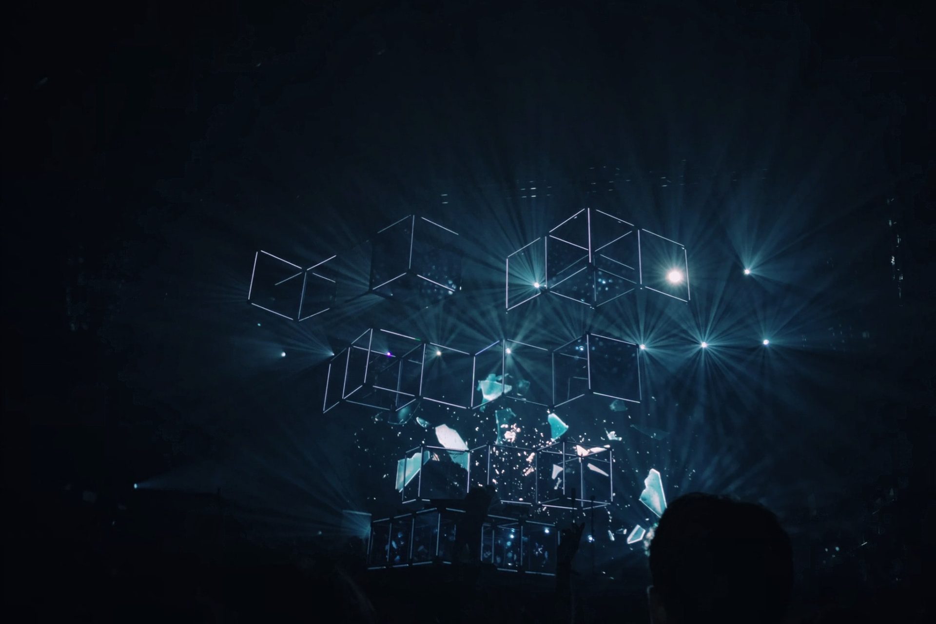 VIER übernimmt Evolve Plattform der Oddity Jungle GmbH: KI-Lernplattform ergänzt KI-basierte Kommunikationsanalyse VIER übernimmt Evolve Plattform der Oddity Jungle GmbH: KI-Lernplattform ergänzt KI-basierte Kommunikationsanalyse, Photo by fabio on Unsplash