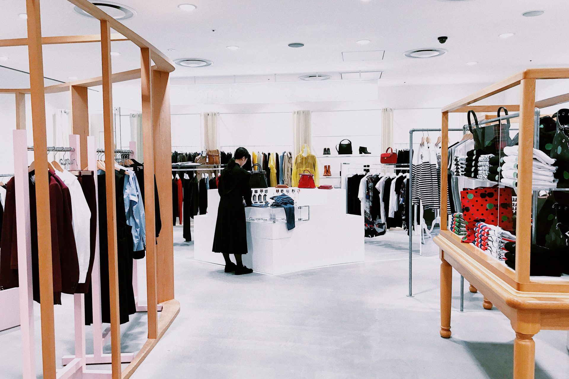 Die neue Rolle des Einzelhandels:  Mit diesen Trends müssen Retailer heute und in Zukunft rechnen, Photo by Korie Cull on Unsplash