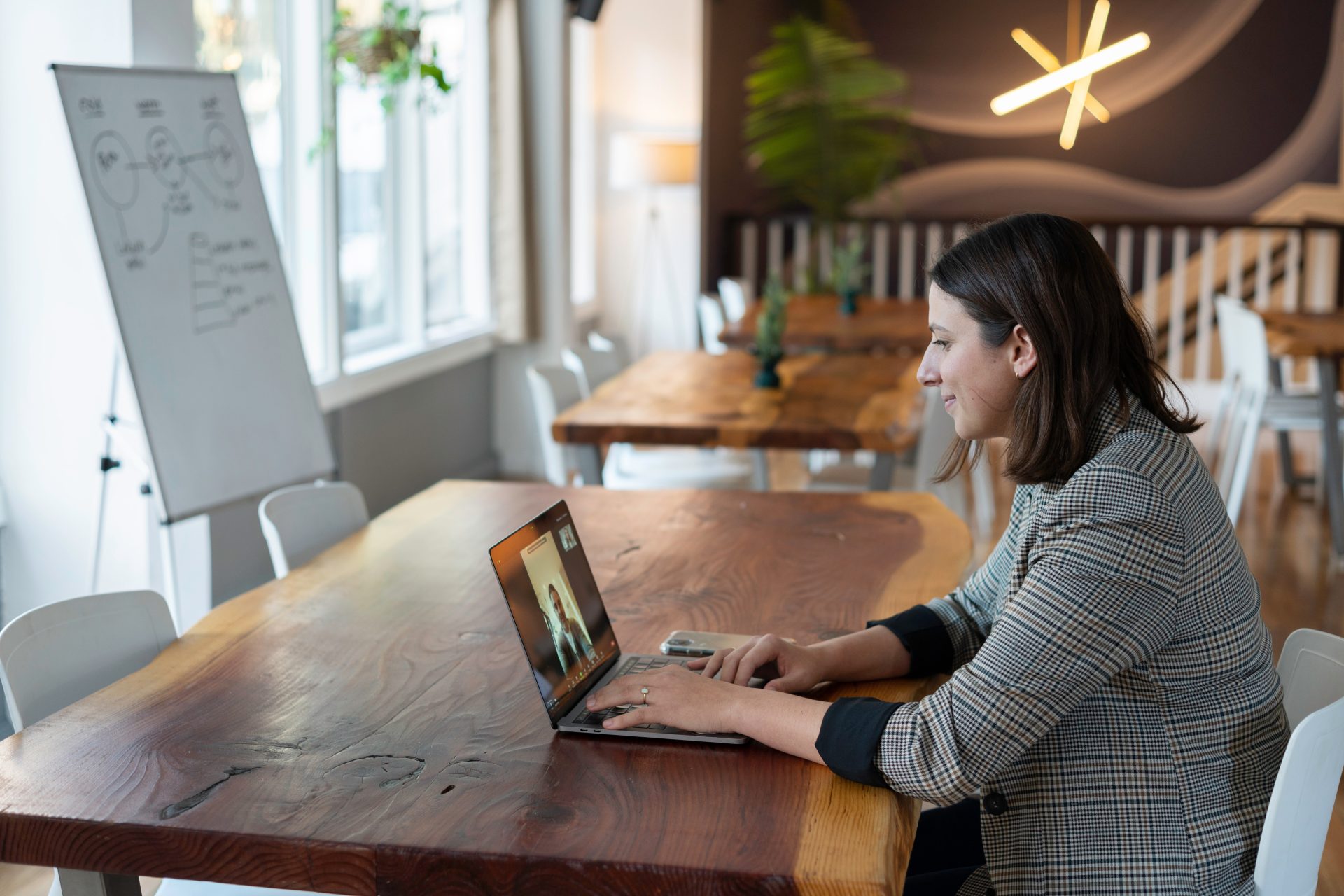 Freshworks: Produkt-Innovationen erlauben Unternehmen smartere Konversationen, Photo by LinkedIn Sales Solutions on Unsplash