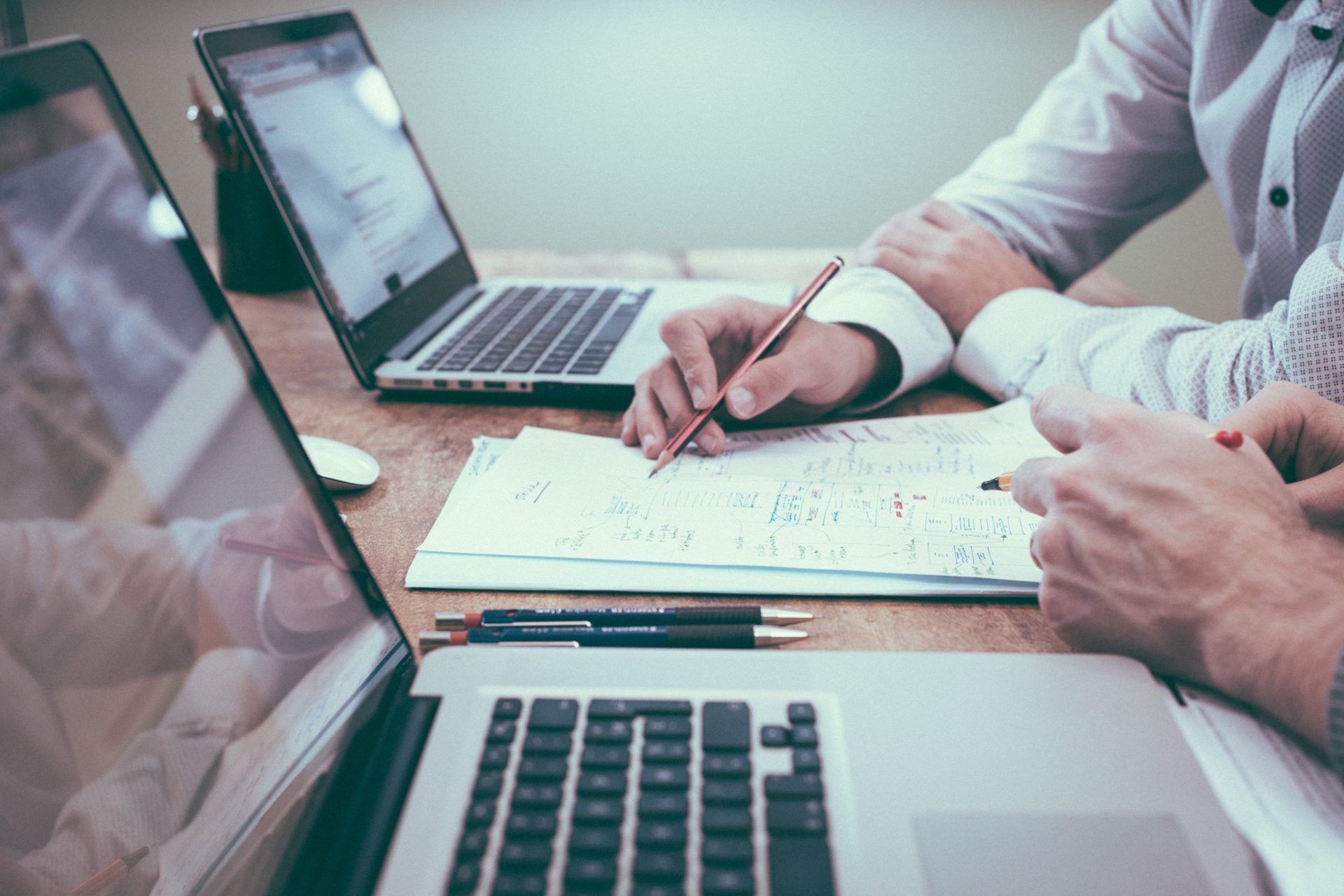 Automatisierung im Marketing wird immer beliebter Automatisierung im Marketing wird immer beliebter, ZHAW, Photo by Scott Graham on Unsplash