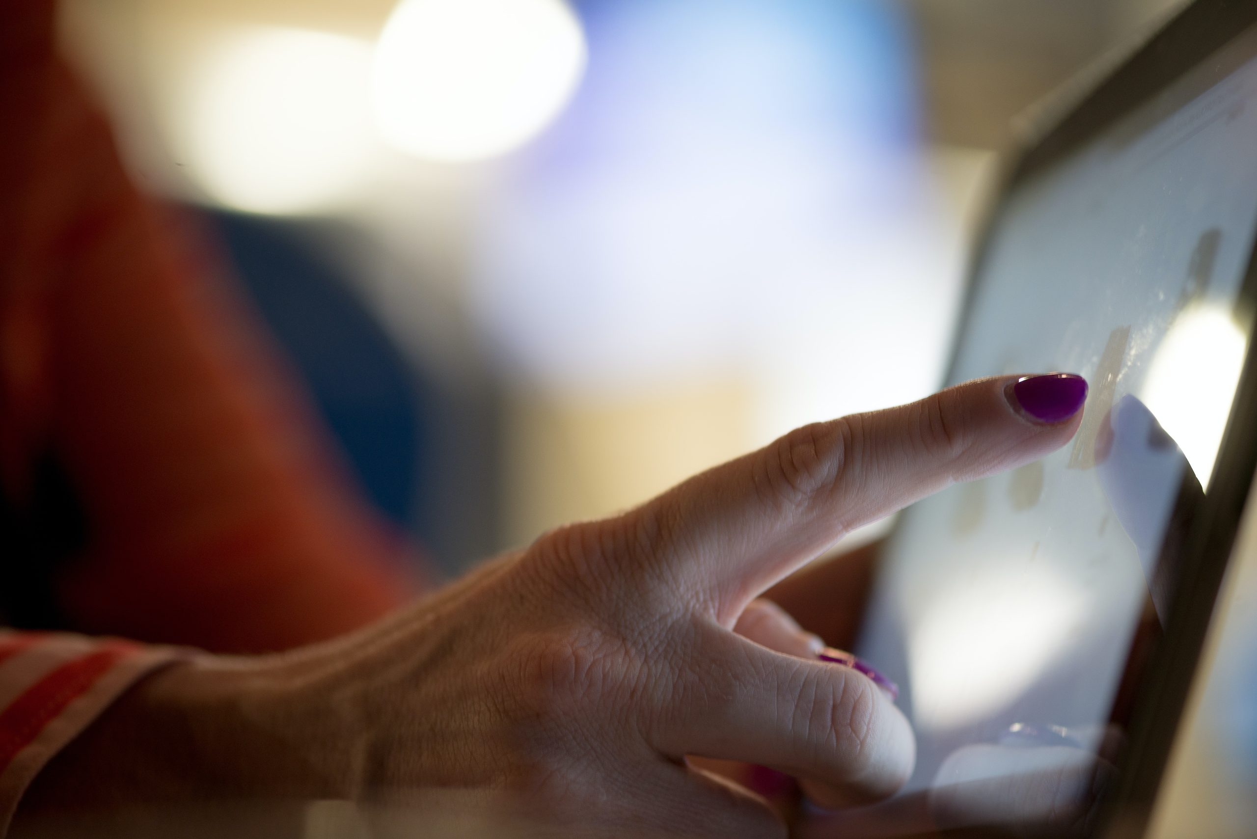 Der Effekt von Corona auf Digital Sales: Drei Wege, wie B2B-Unternehmen profitieren können, Photo by Timothy Muza on Unsplash